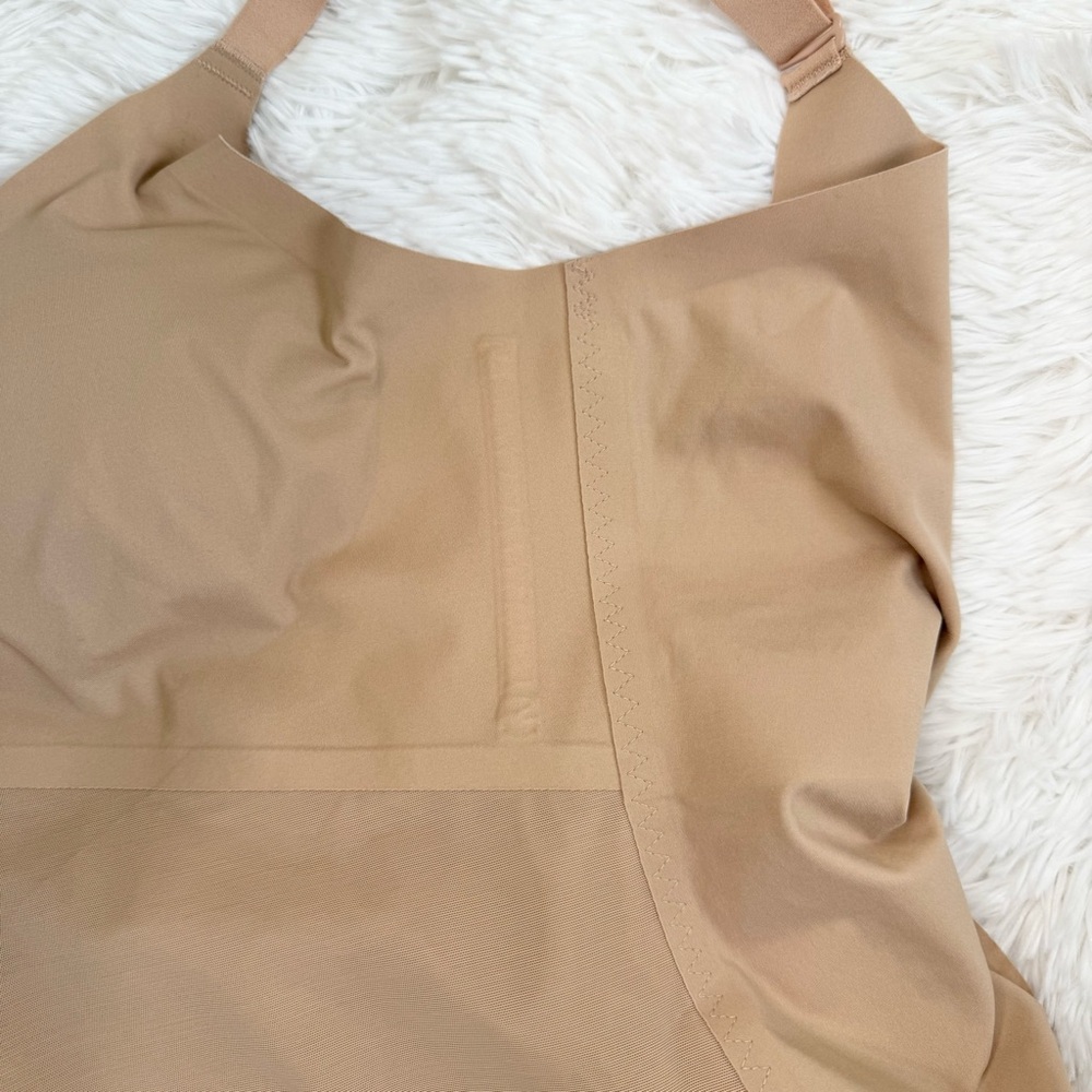 Honeylove Beige Shapewear Tank - Picture 12 of 13